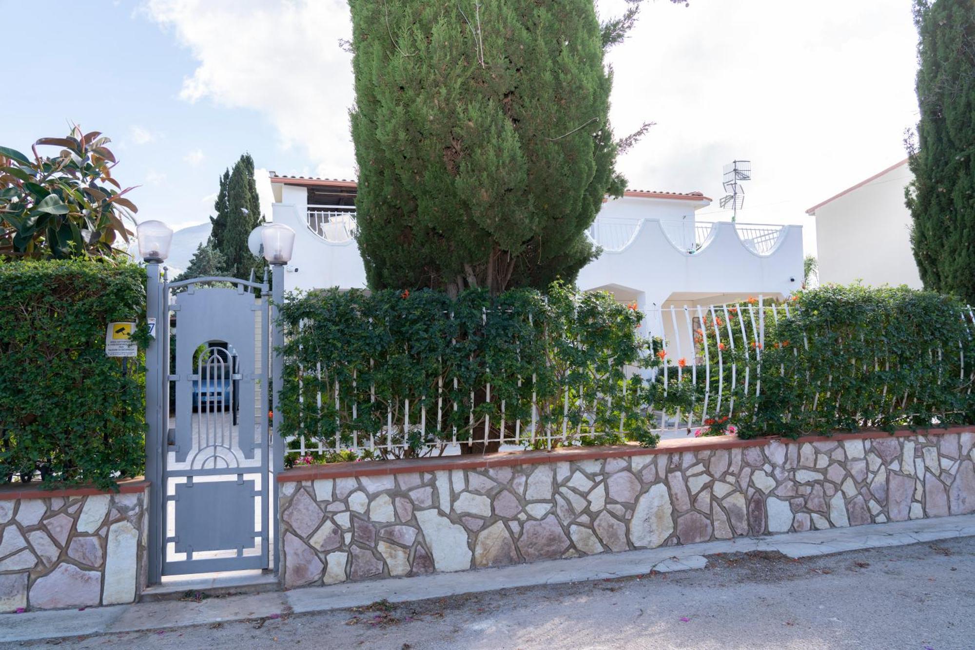 קאריני Villa Claudia E Simone חדר תמונה